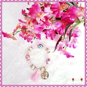 ⬇️$30 Tree of Life Bracelet Beads Pink Tassel